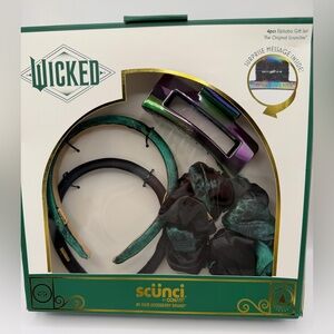 Scunci Wicked 4 piece Hair Accessory Set Elphaba NiB
